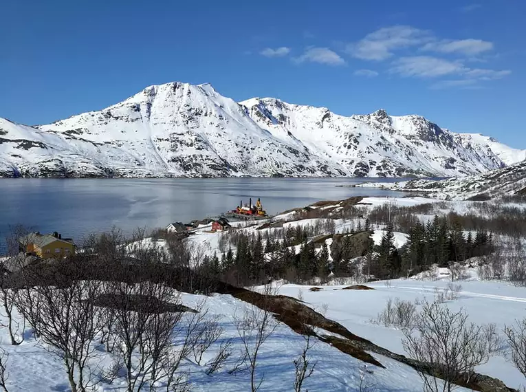 Skitouren am nördlichsten Gletscher Norwegens