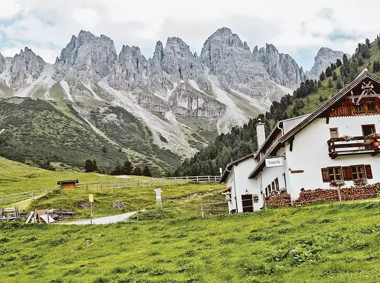 Individuelle Alpenüberquerung von Alm zu Alm