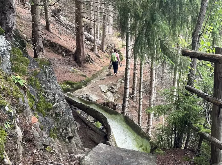 Der Vinschgauer Höhenweg individuell mit Gepäcktransport