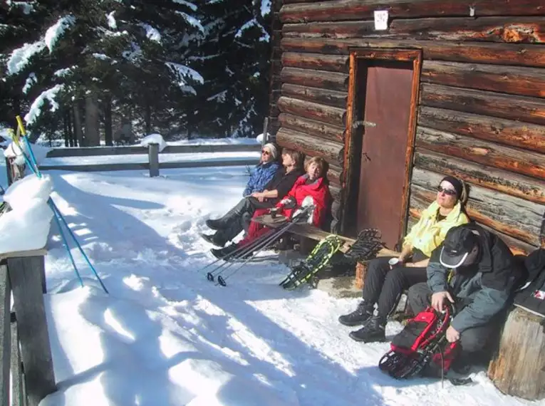 Schneeschuhwandern im stillen Obernbergtal