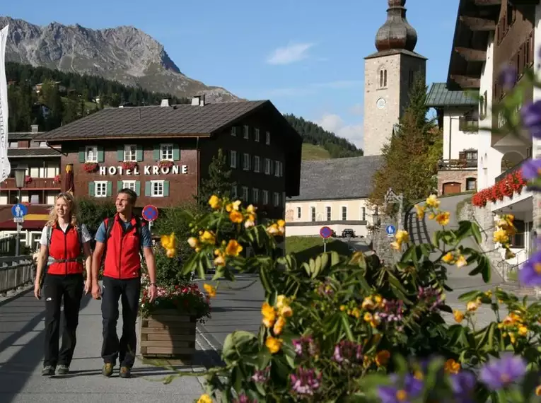 Entlang des Lechwegs zu Ludwigs Märchenschlössern