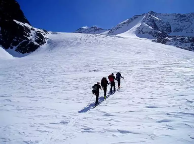 Skitouren in den südlichen Ötztaler Alpen 