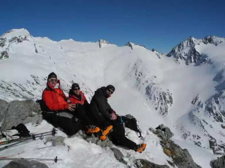 Anspruchsvolle Skitouren rund um die Riesenfernergruppe