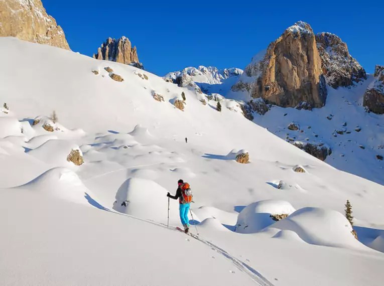 Anspruchsvolle Skitourenwoche im Rosengarten