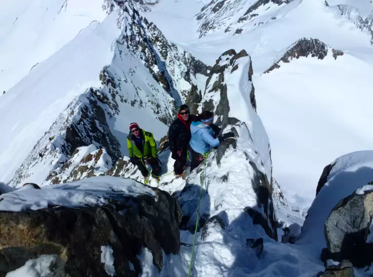 Skidurchquerung entlang der Berner Oberland Haute Route