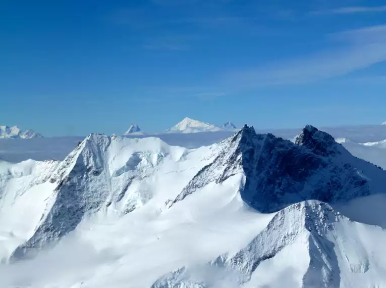 Skidurchquerung entlang der Berner Oberland Haute Route