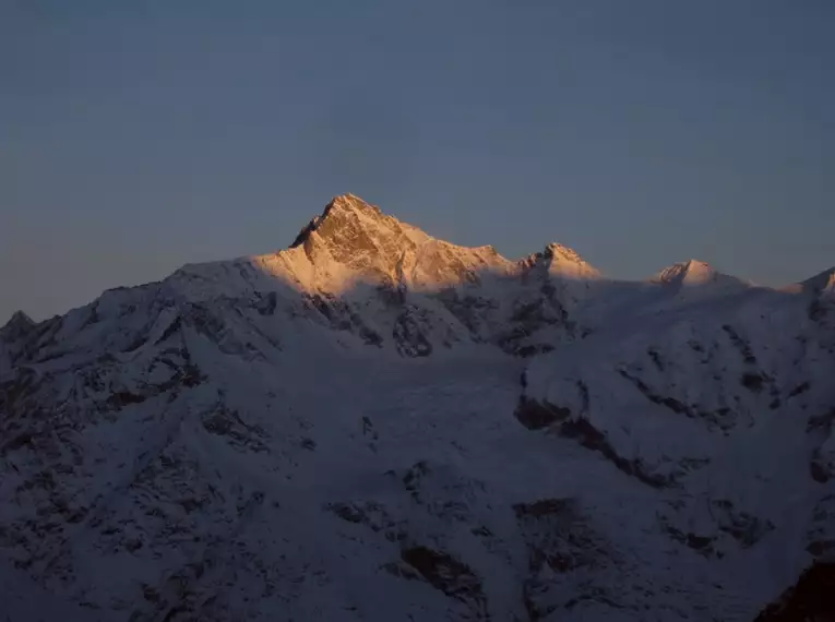 Im Mai auf die Dufourspitze