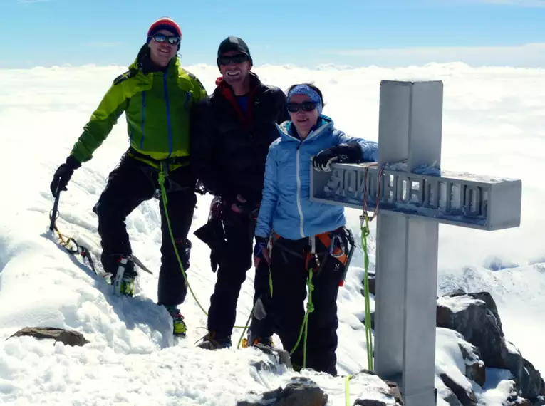 Verlängertes Skitourenwochenende Berner Oberland 