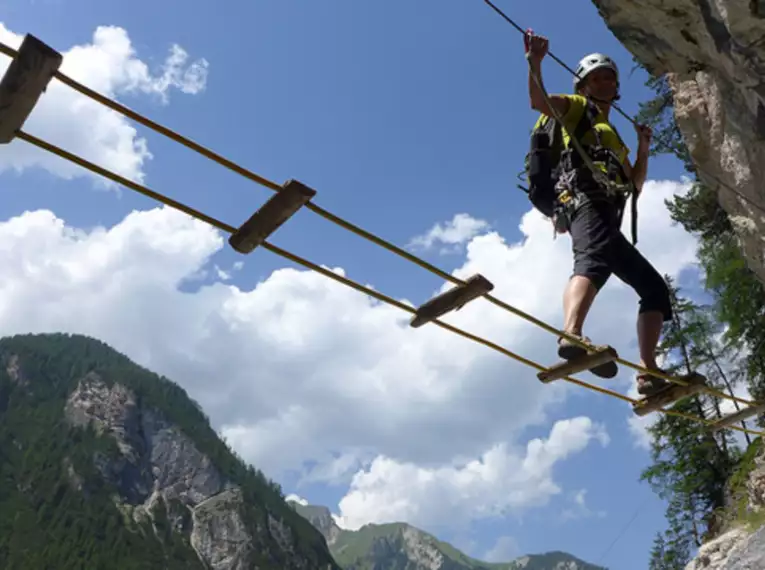 Luftige Klettersteige am Gardasee