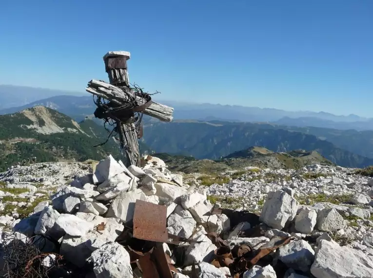 Fernwanderweg E5 von Rovereto nach Verona mit Opernbesuch in der Arena