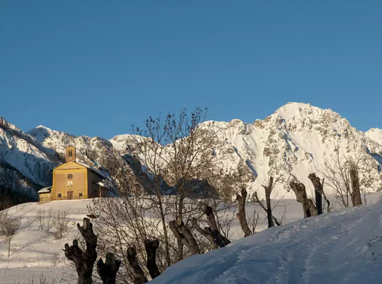 Genuss Skitourenwoche im Val Maira