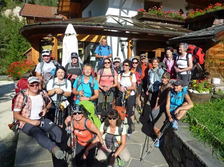 Tageswanderungen im Schatten des Dachsteins