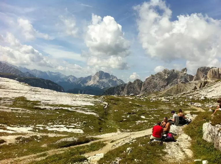 Wanderwoche im Banne der drei Zinnen