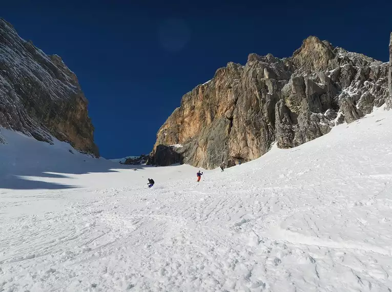 Verlängertes Skitourenwochenende “Go with the snow"