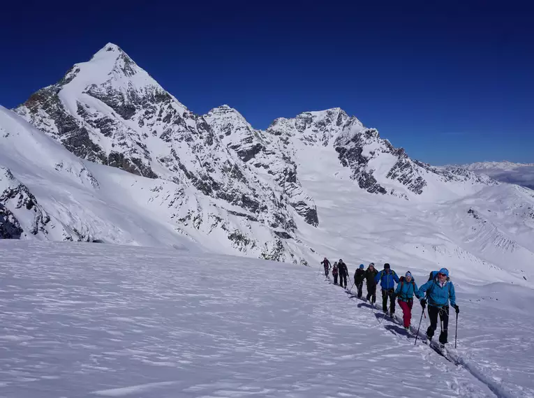 Anspruchsvolle Skitourenwoche "Go with the Snow"