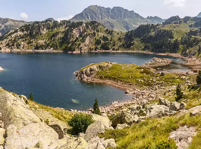 Die Zentralpyrenäen von einem Standort erwandern