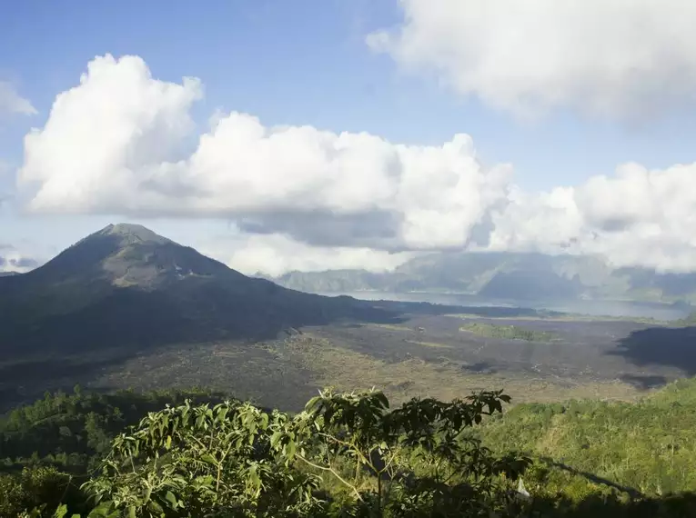 Indonesiens Naturschauspiel: Von Vulkanen auf Java bis zur Magie Balis