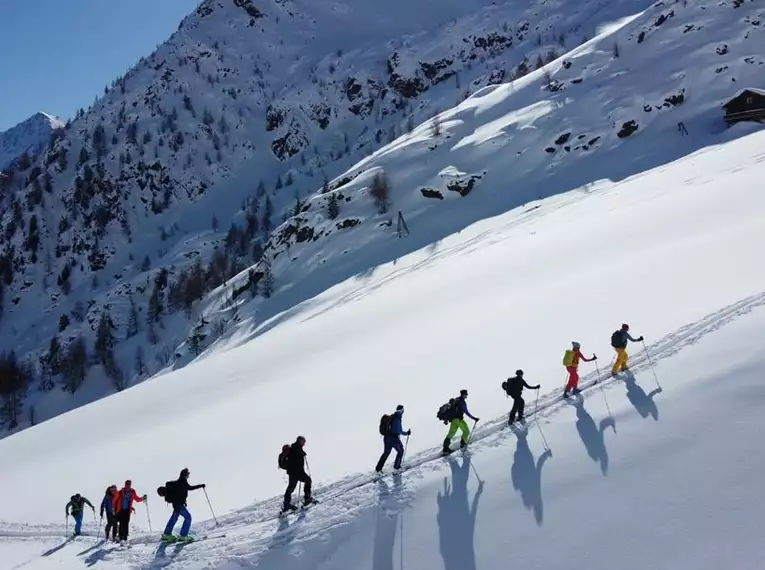 Skitourenkurs mit Hotelkomfort in Pflersch und Gsies