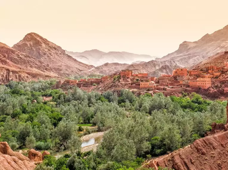 Magische Highlights Marokkos: Erkundung der Königsstädte und Sahara-Dünen