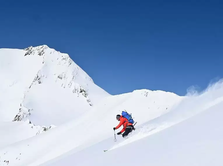 Verlängertes Skitourenwochenende im abgeschiedenen Langtauferer Tal