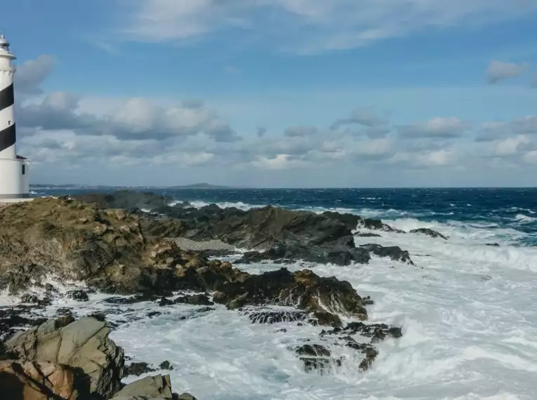 Verzaubert von Menorca: Naturschönheiten und Ursprünglichkeit entdecken